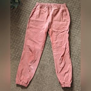 Lululemon pull on joggers